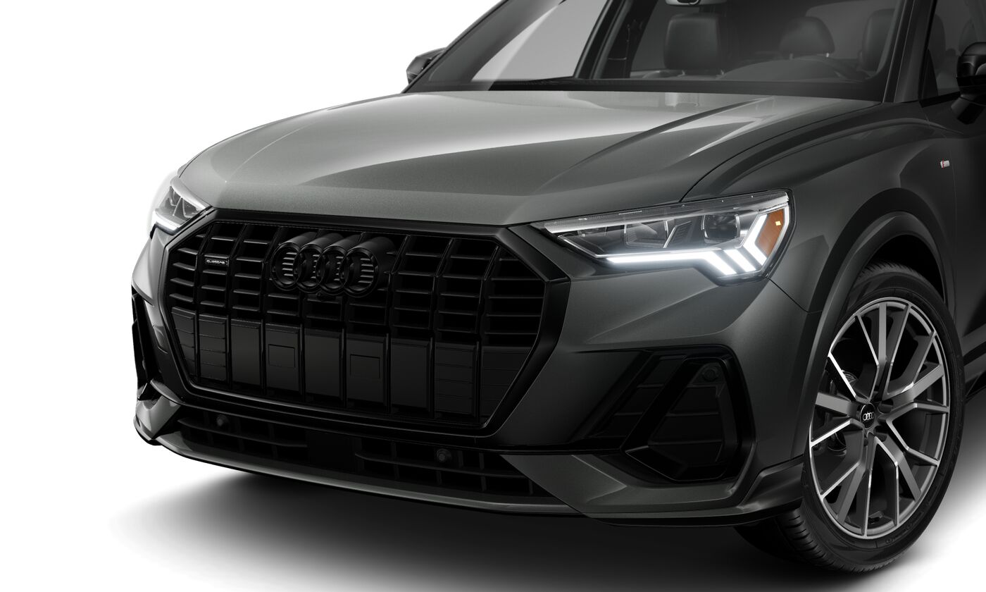2025 Audi Q3 45 TFSI S line Premium photo 2