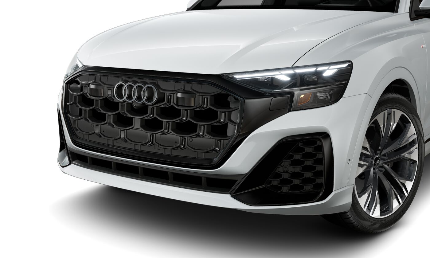 2026 Audi Q8 55 Prestige photo 3