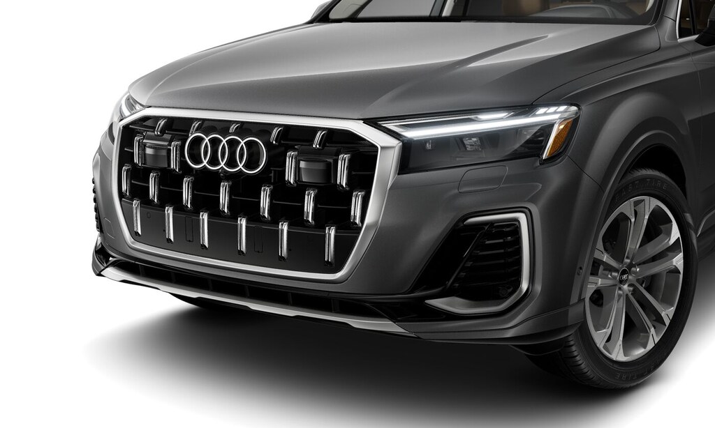 New 2025 Audi Q7 Premium SUV