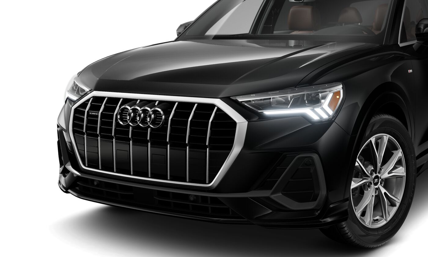 2025 Audi Q3 45 TFSI S line Premium photo 2