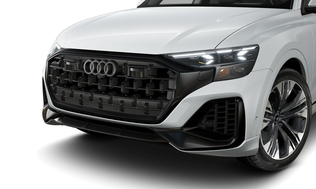 New 2025 Audi Q8 55 Prestige SUV
