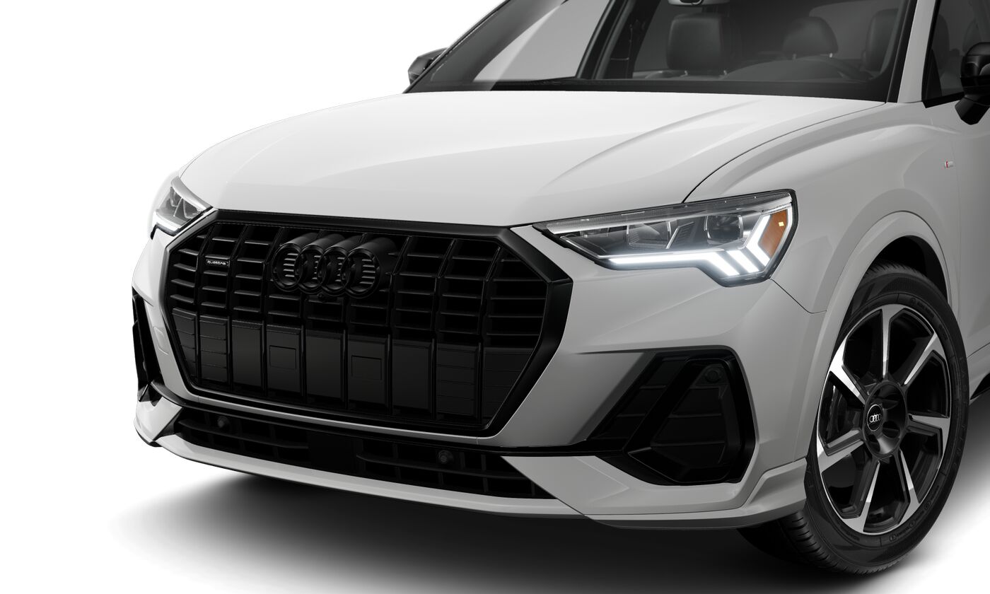 2025 Audi Q3 S line Premium Plus photo 2
