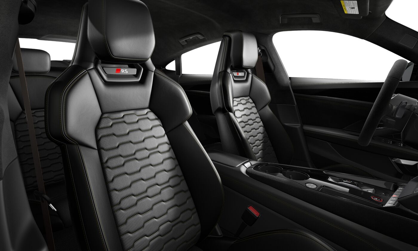 2025 Audi RS e-tron GT Base photo 11
