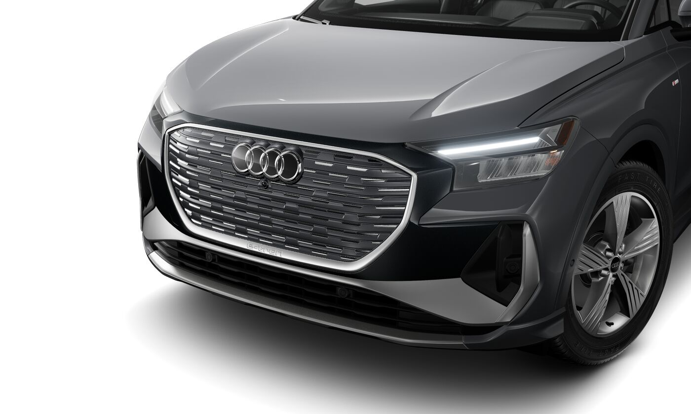 2026 Audi Q4 55 E-tron Premium Plus photo 2