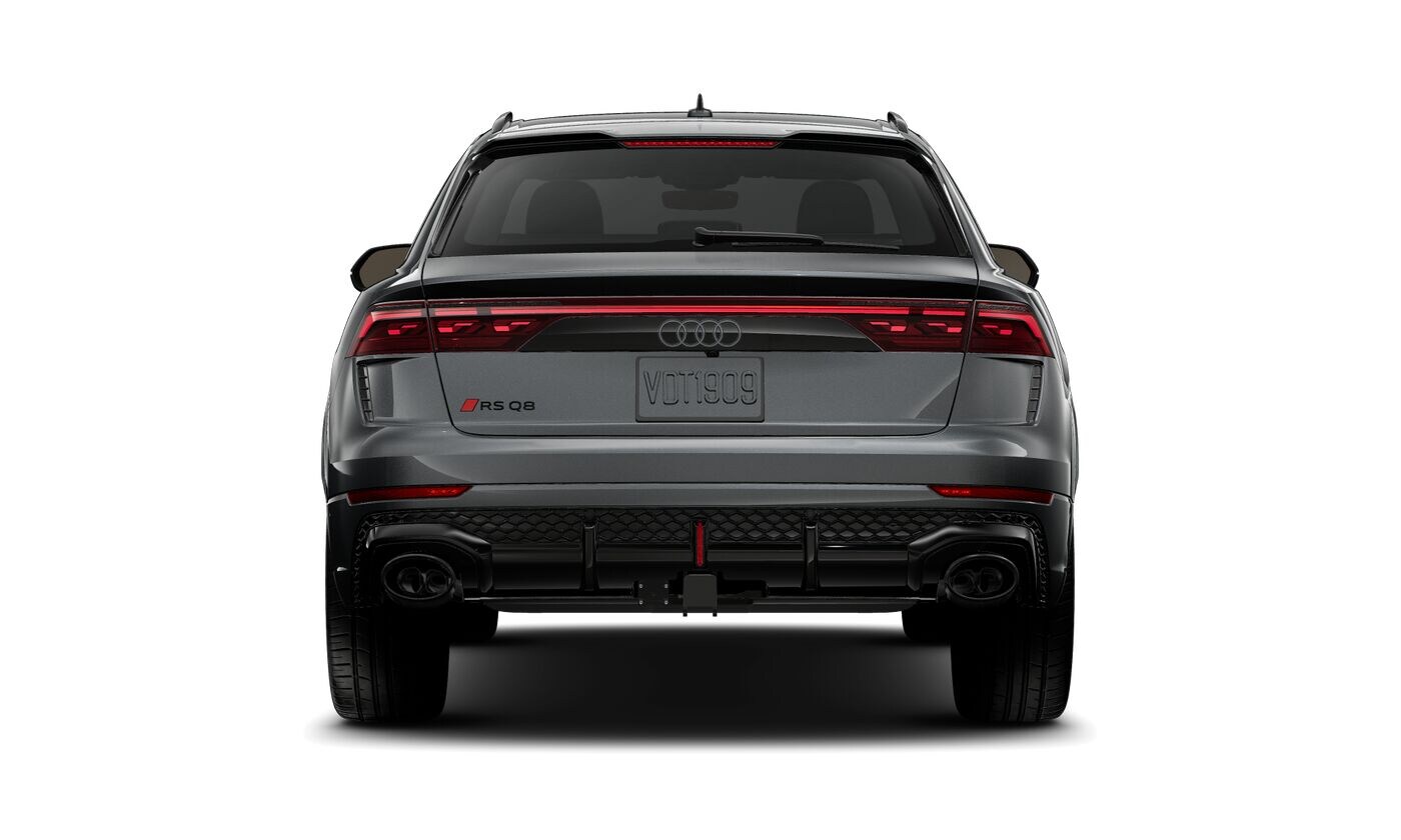 2025 Audi RS Q8 photo 3