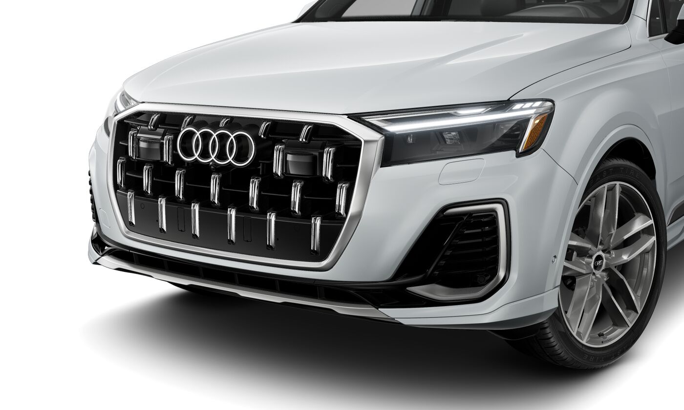 2025 Audi Q7 55 Premium Plus photo 2