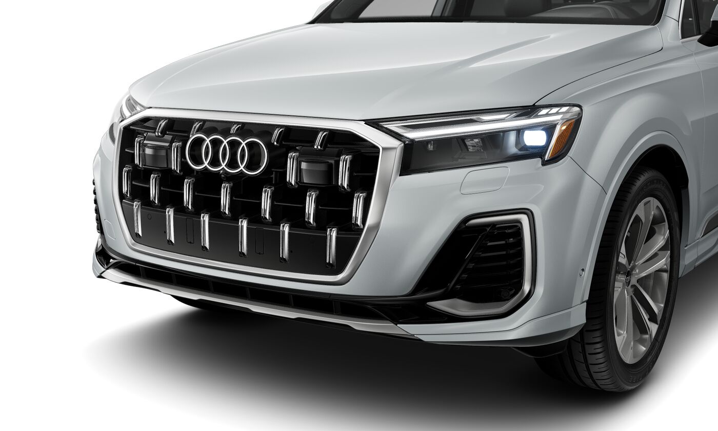 2025 Audi Q7 55 Premium Plus photo 2