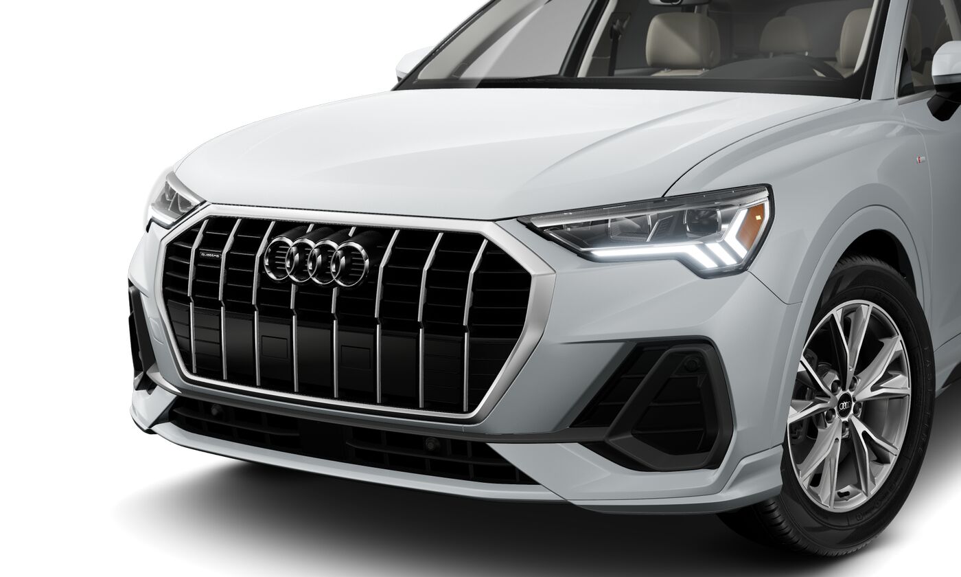 2025 Audi Q3 45 TFSI S line Premium photo 2