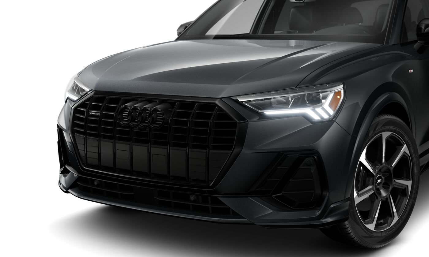 2025 Audi Q3 S line Premium Plus photo 2