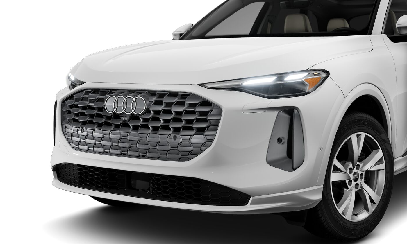 2025 Audi New Q5 Premium's photo