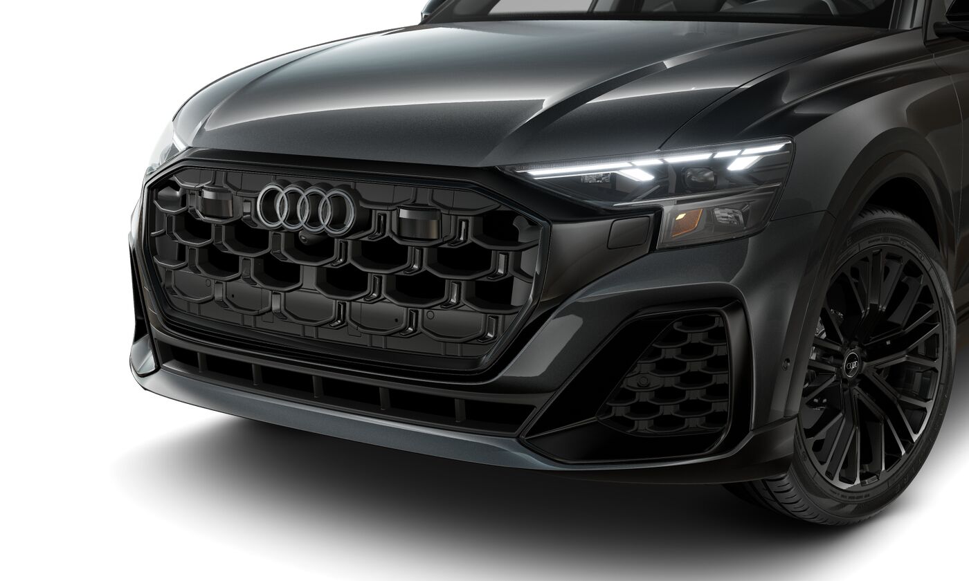 2025 Audi SQ8 Premium Plus photo 2