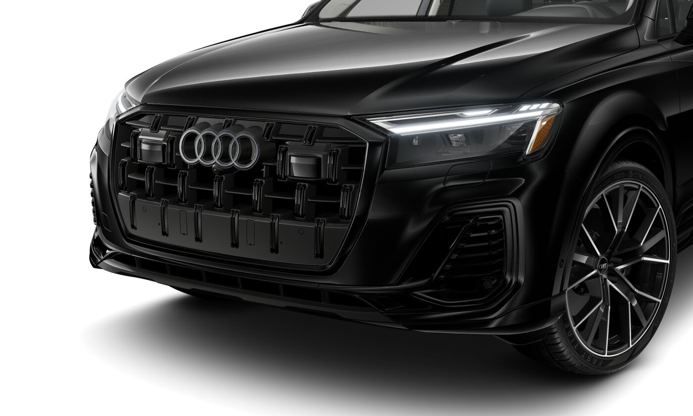2025 Audi Q7 55 Premium Plus photo 2