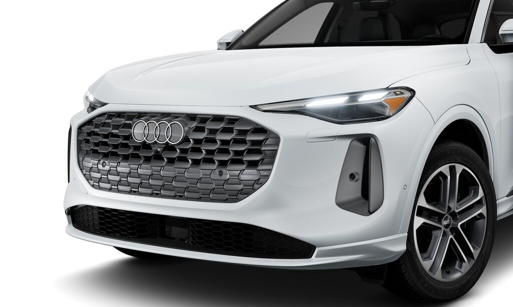 New 2025 Audi  2.0T SUV