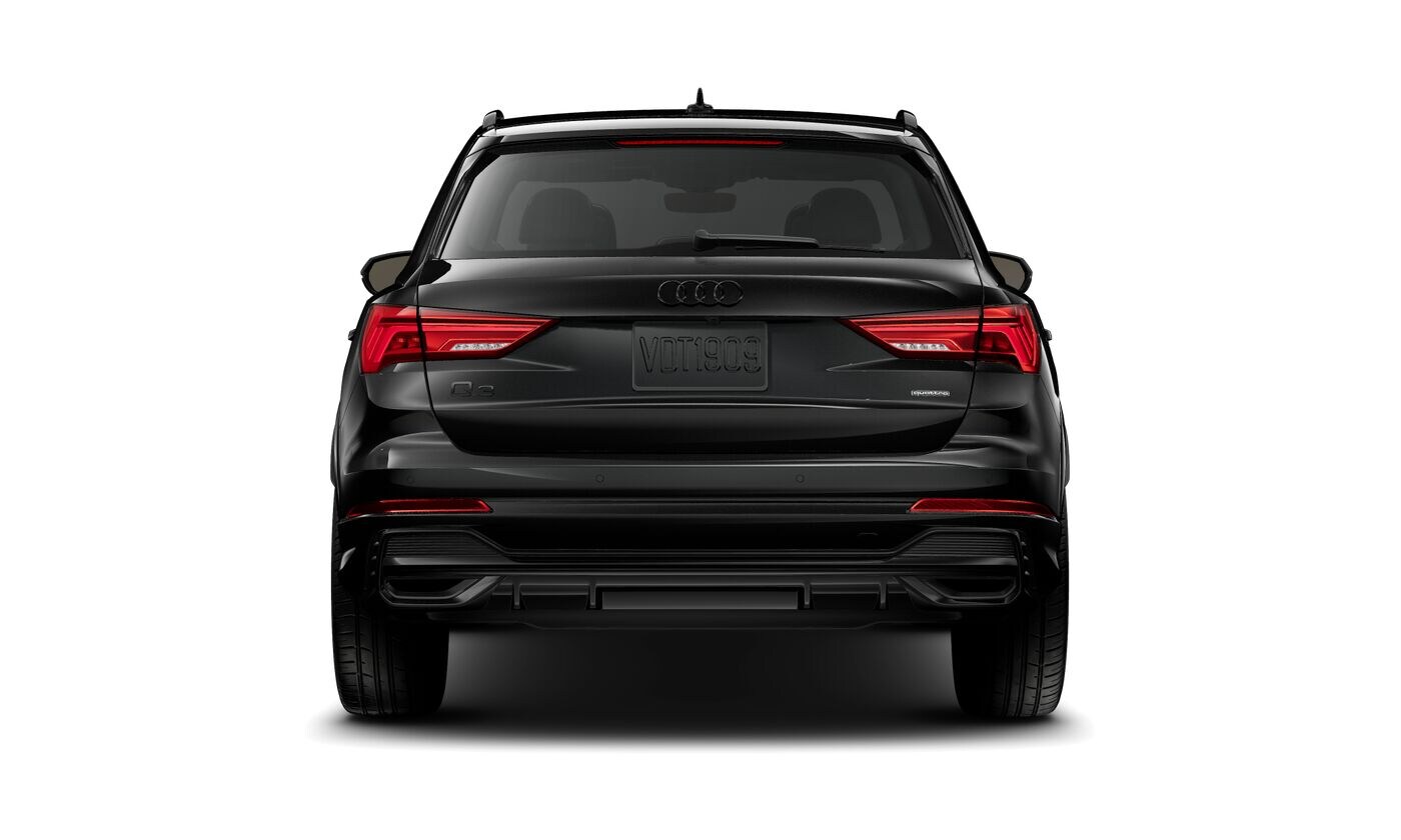 2025 Audi Q3 S line Premium Plus photo 4