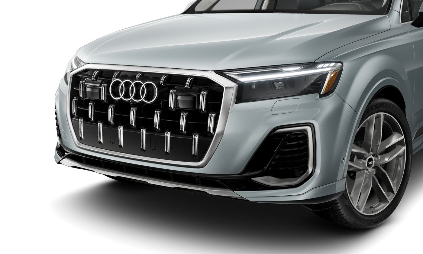 2025 Audi Q7 55 Premium Plus photo 2
