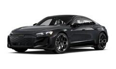 2025 Audi RS e-tron GT performance Sedan