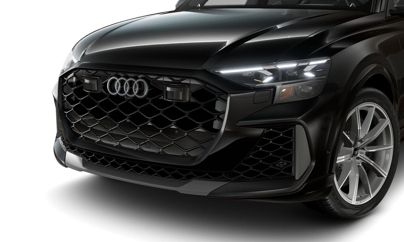 2025 Audi RS Q8 photo 2