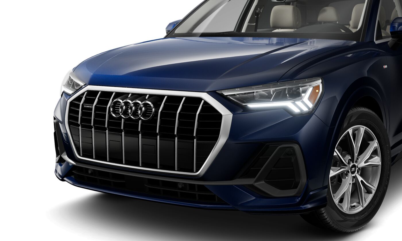 2025 Audi Q3 S line Premium photo 2
