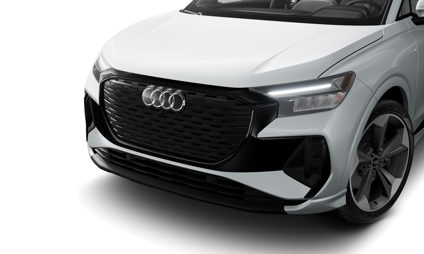 2025 Audi Q4 E-tron 55 Premium Plus photo 2