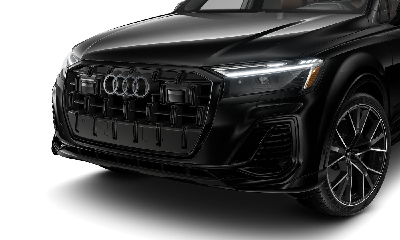 2025 Audi Q7 55 Premium Plus photo 2
