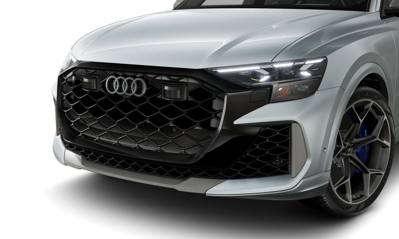2026 Audi RS Q8 photo 2