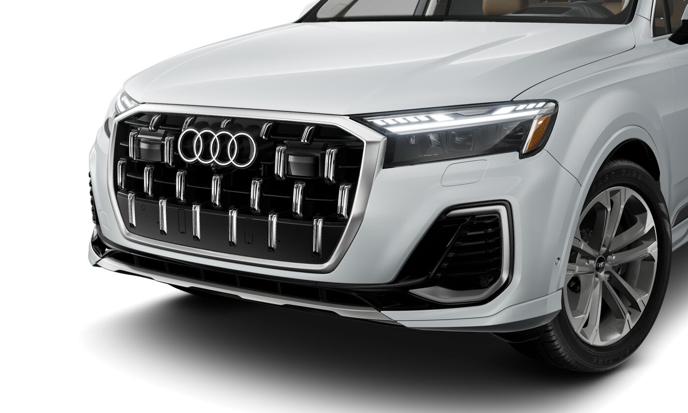 2025 Audi Q7 55 Prestige photo 2