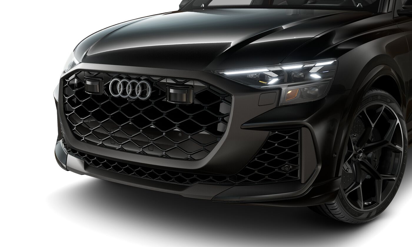 2025 Audi RS Q8 photo 2