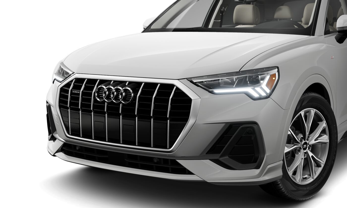 2025 Audi Q3 45 TFSI S line Premium photo 2