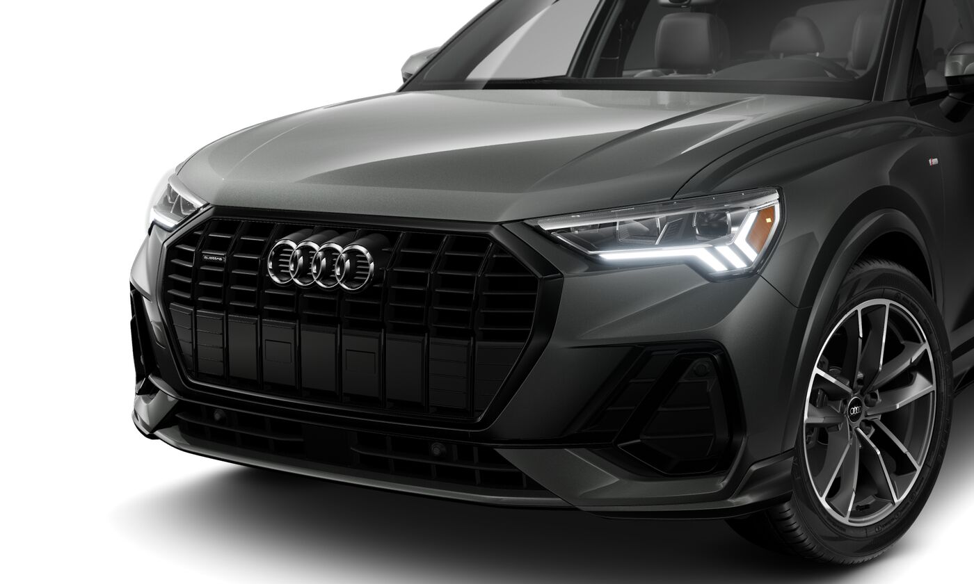 2025 Audi Q3 S line Premium photo 2