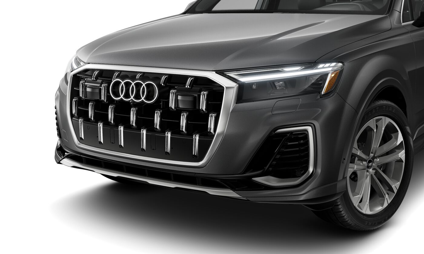 2025 Audi Q7 55 Premium Plus photo 2