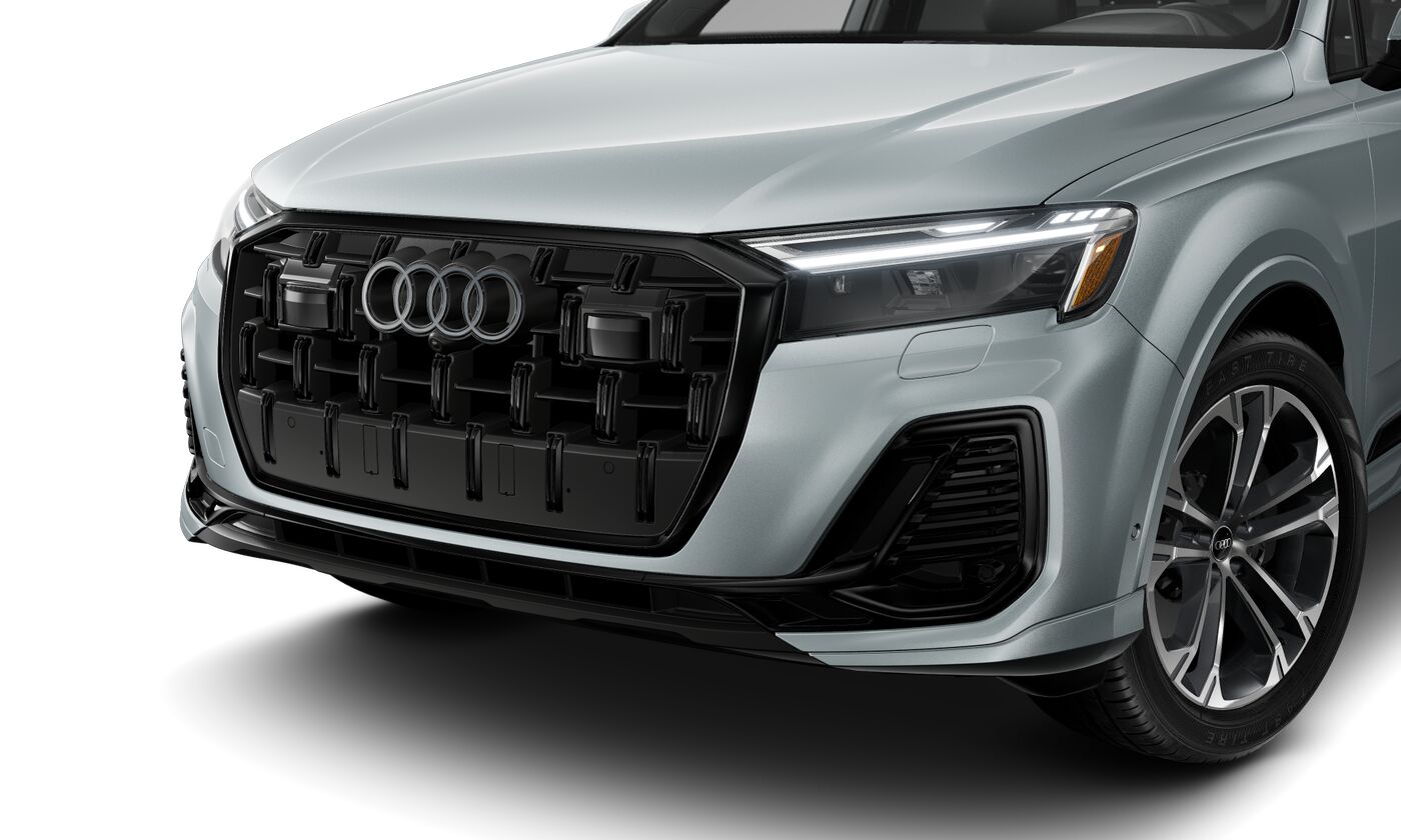 2025 Audi Q7 45 Premium Plus photo 2