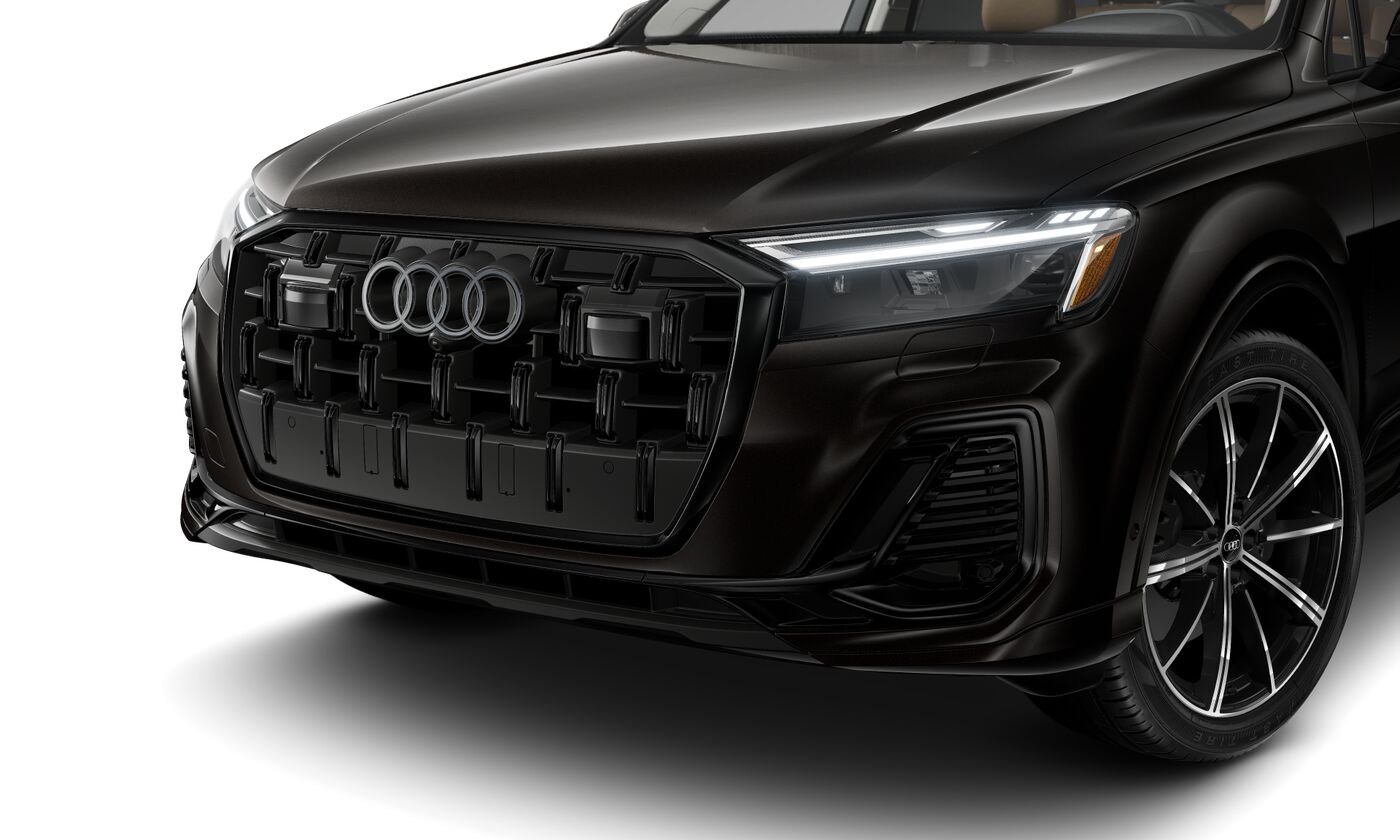 2025 Audi Q7 45 Premium Plus photo 2