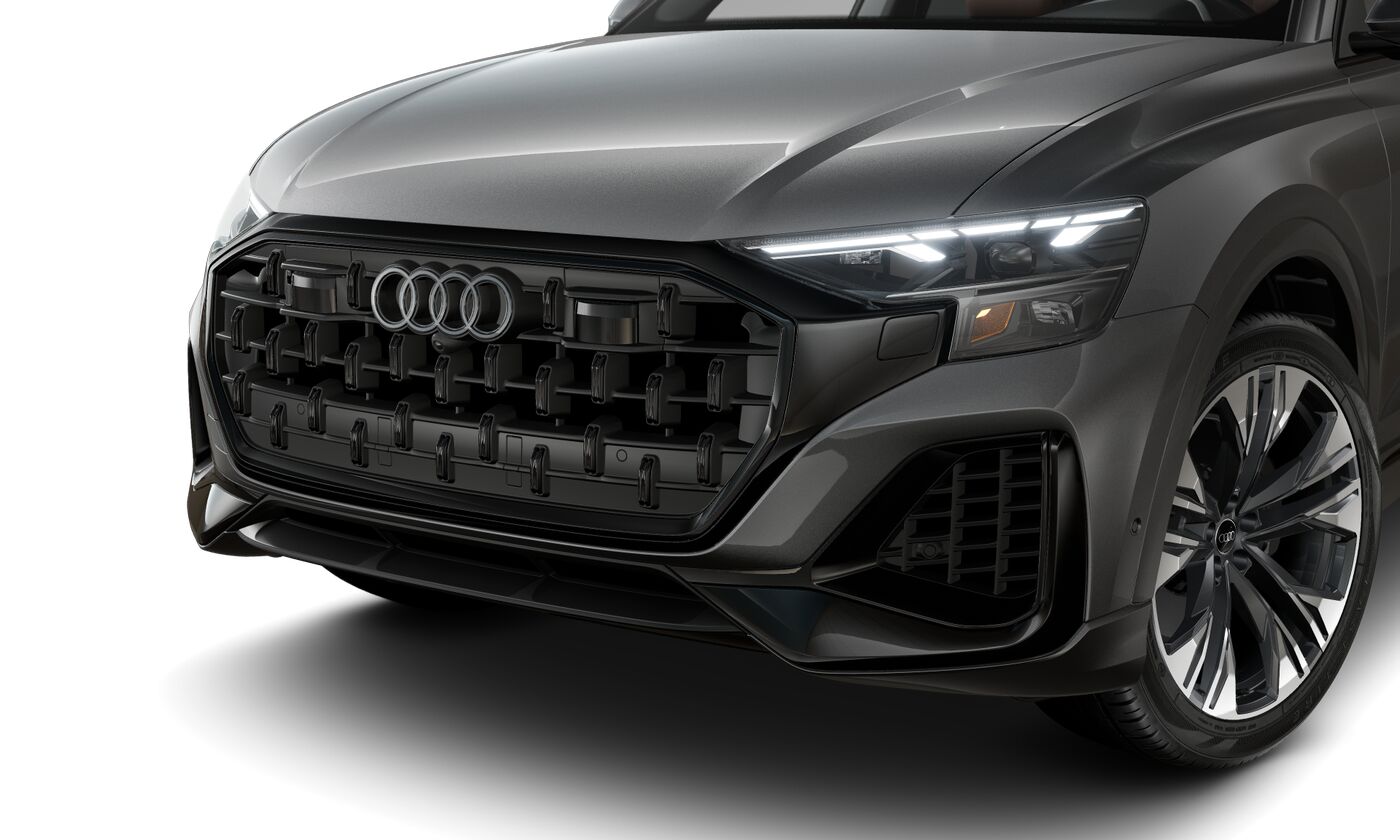 2025 Audi Q8 55 Premium photo 3
