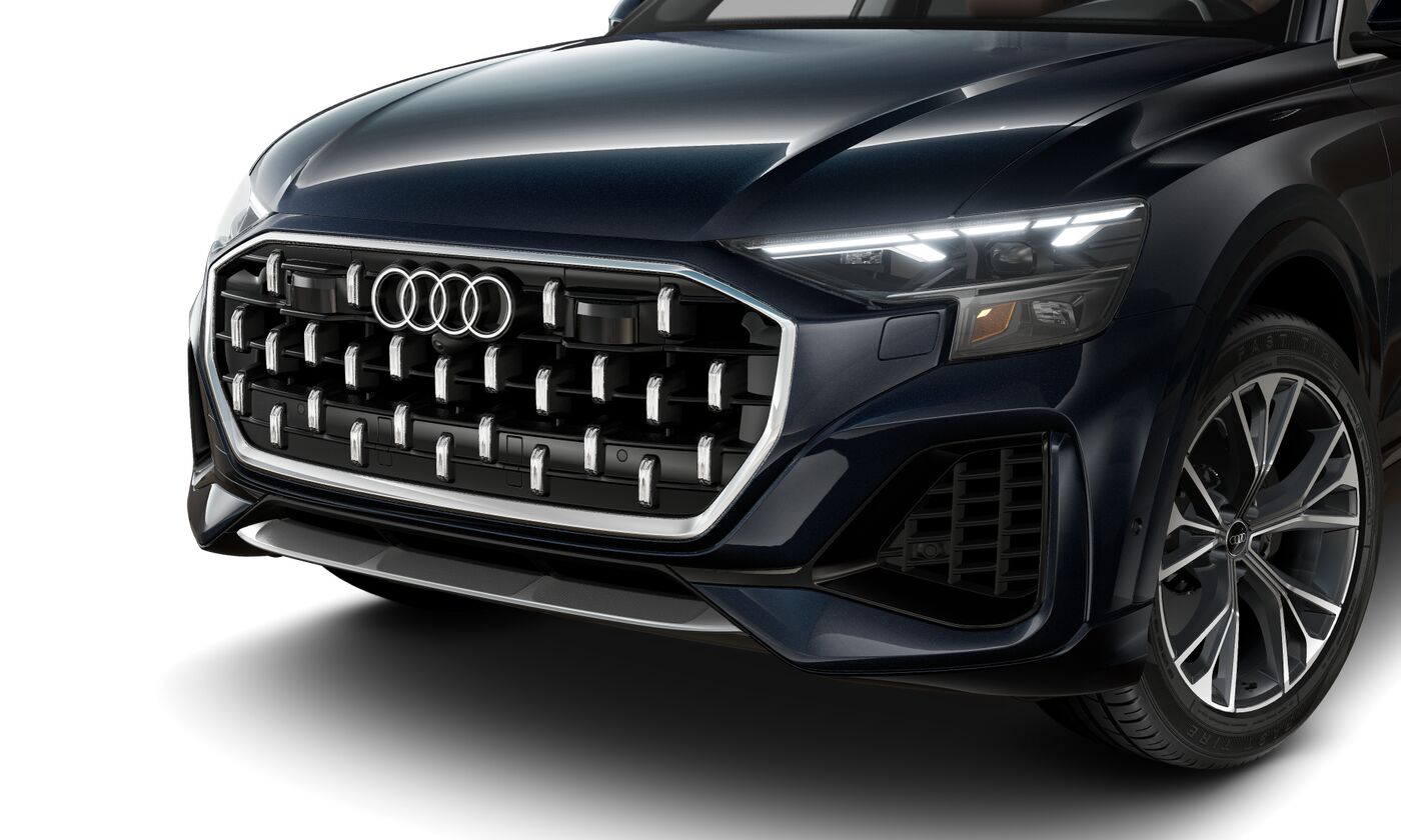 2025 Audi Q8 Premium Plus photo 2