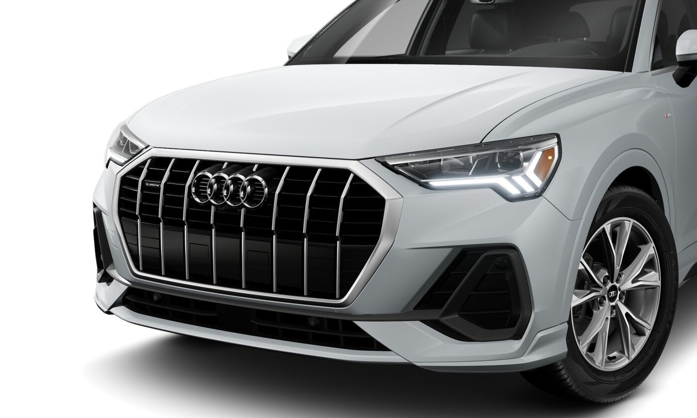 2025 Audi Q3 45 TFSI S line Premium Plus photo 2