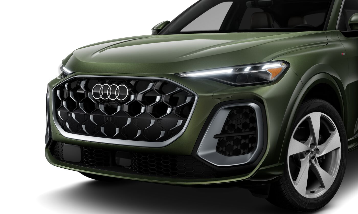 2025 Audi Q5 Sportback Premium Plus photo 2