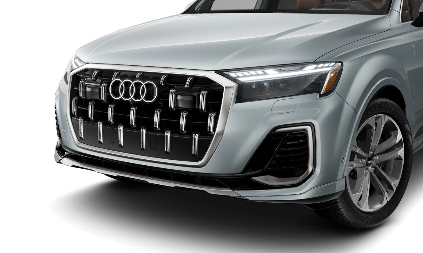 2025 Audi Q7 55 Prestige photo 2