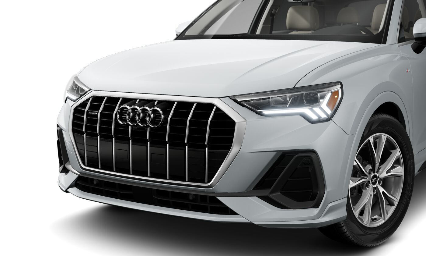 2025 Audi Q3 S line Premium Plus photo 2