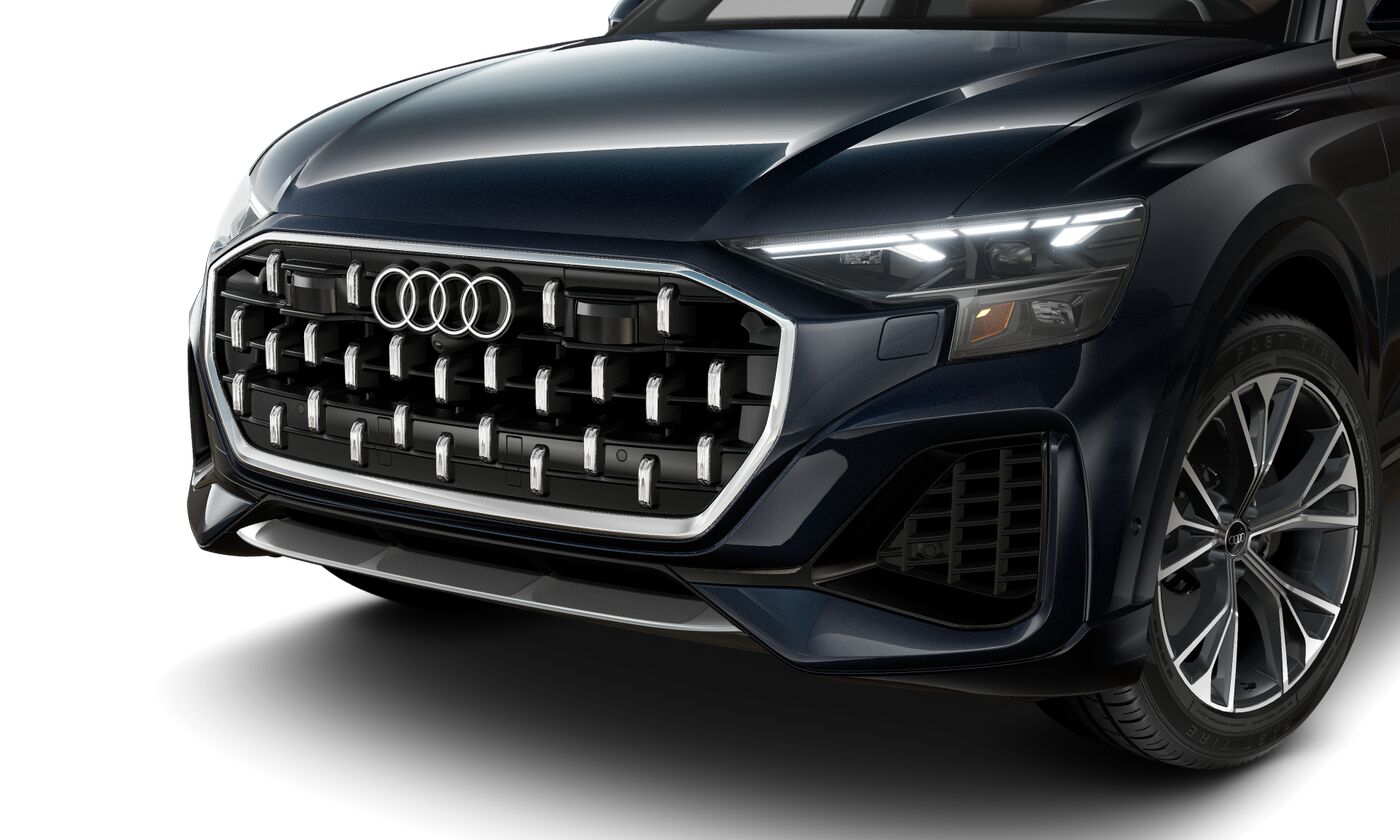 2025 Audi Q8 Premium 55 photo 2