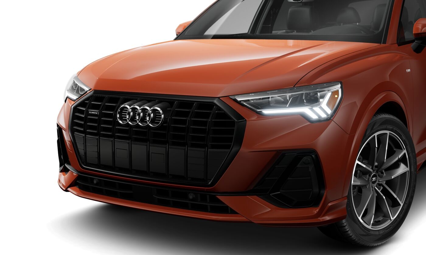 AudiアウディQ3プルスオレンジ1/43未開封新品Q2 Q4 Q5 Q7 Q8 AudiアウディQ3プルスオレンジ1/43未開封新品ミニカーQ2Q4Q5Q7Q8