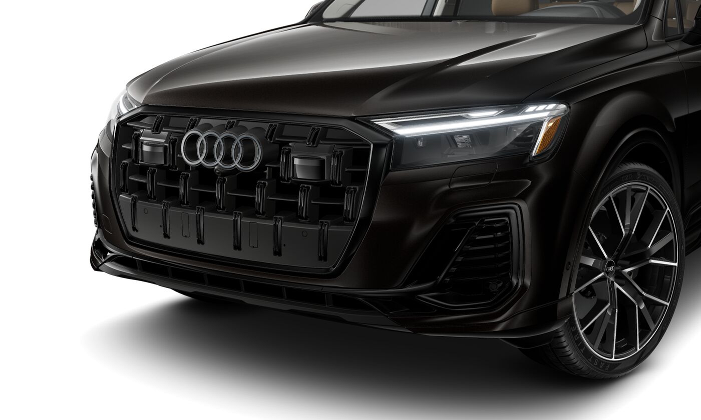 2025 Audi Q7 55 Premium Plus photo 2