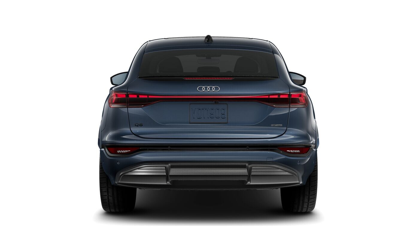 2025 Audi Q6 E-tron Prestige photo 4