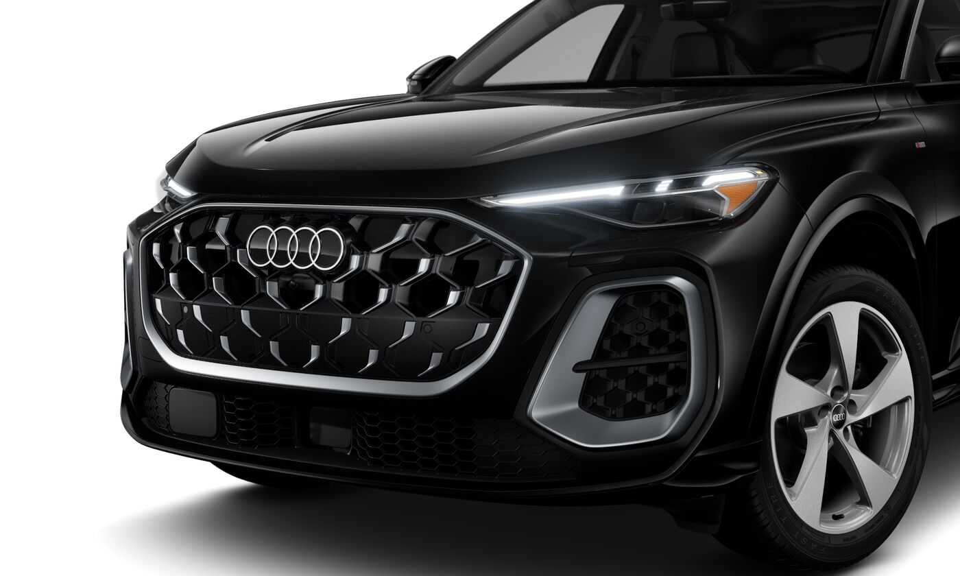 2025 Audi Q5 Sportback Premium Plus photo 2