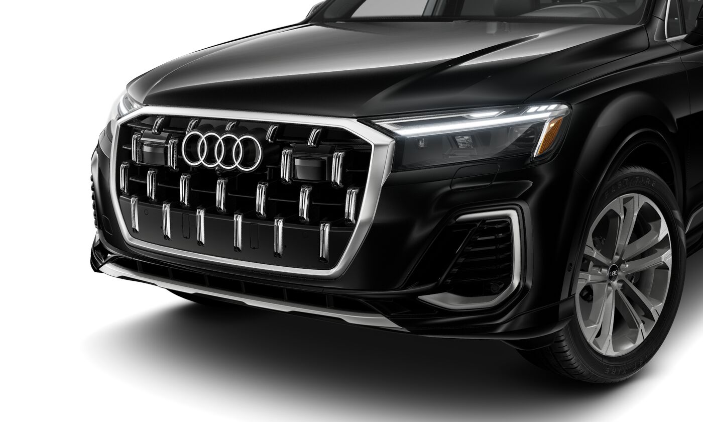 2025 Audi Q7 55 Premium Plus photo 3