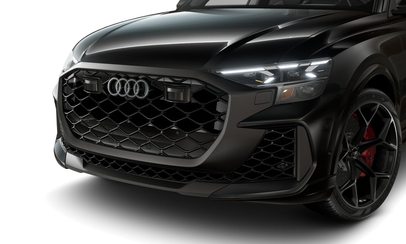 2025 Audi RS Q8 photo 2