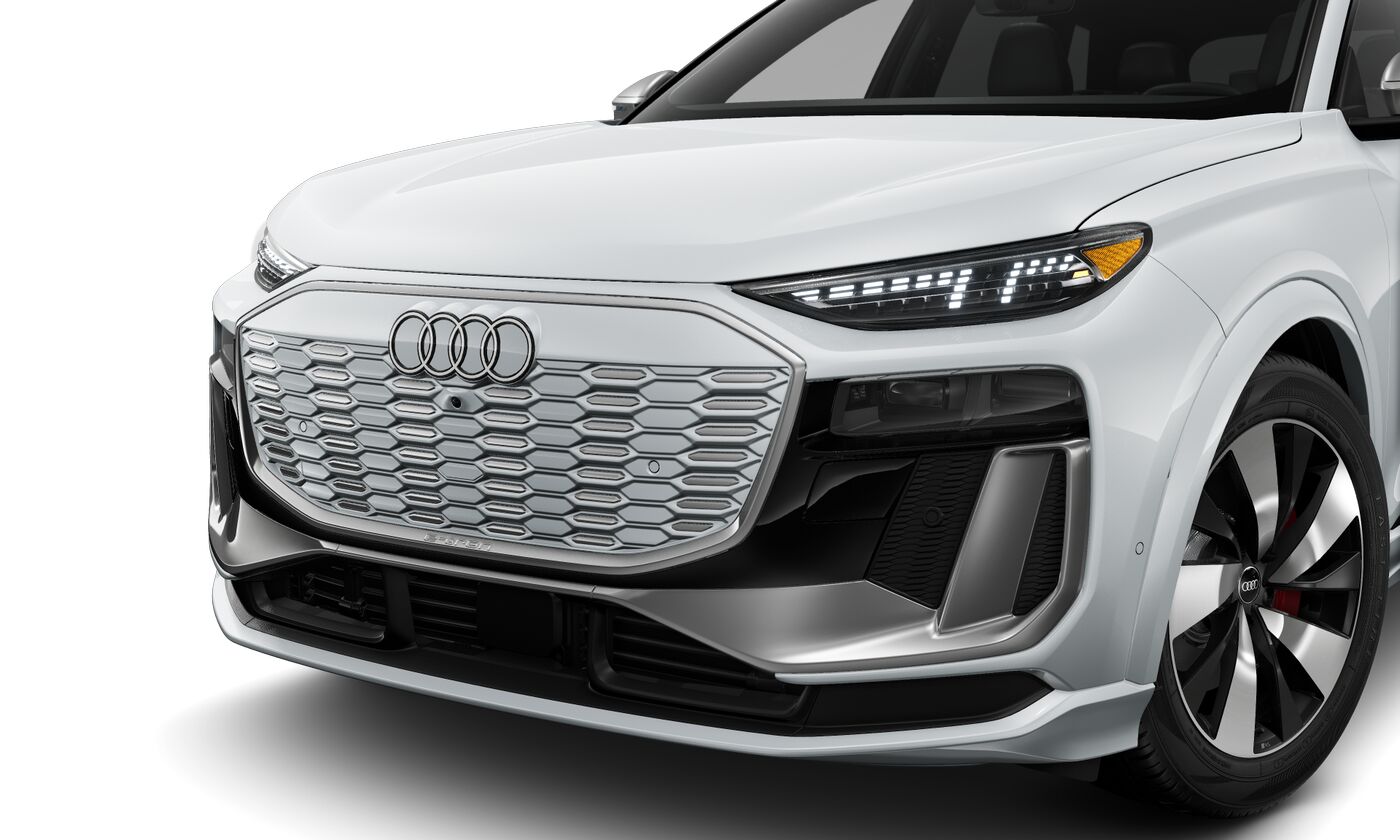 2025 Audi SQ6 photo 2