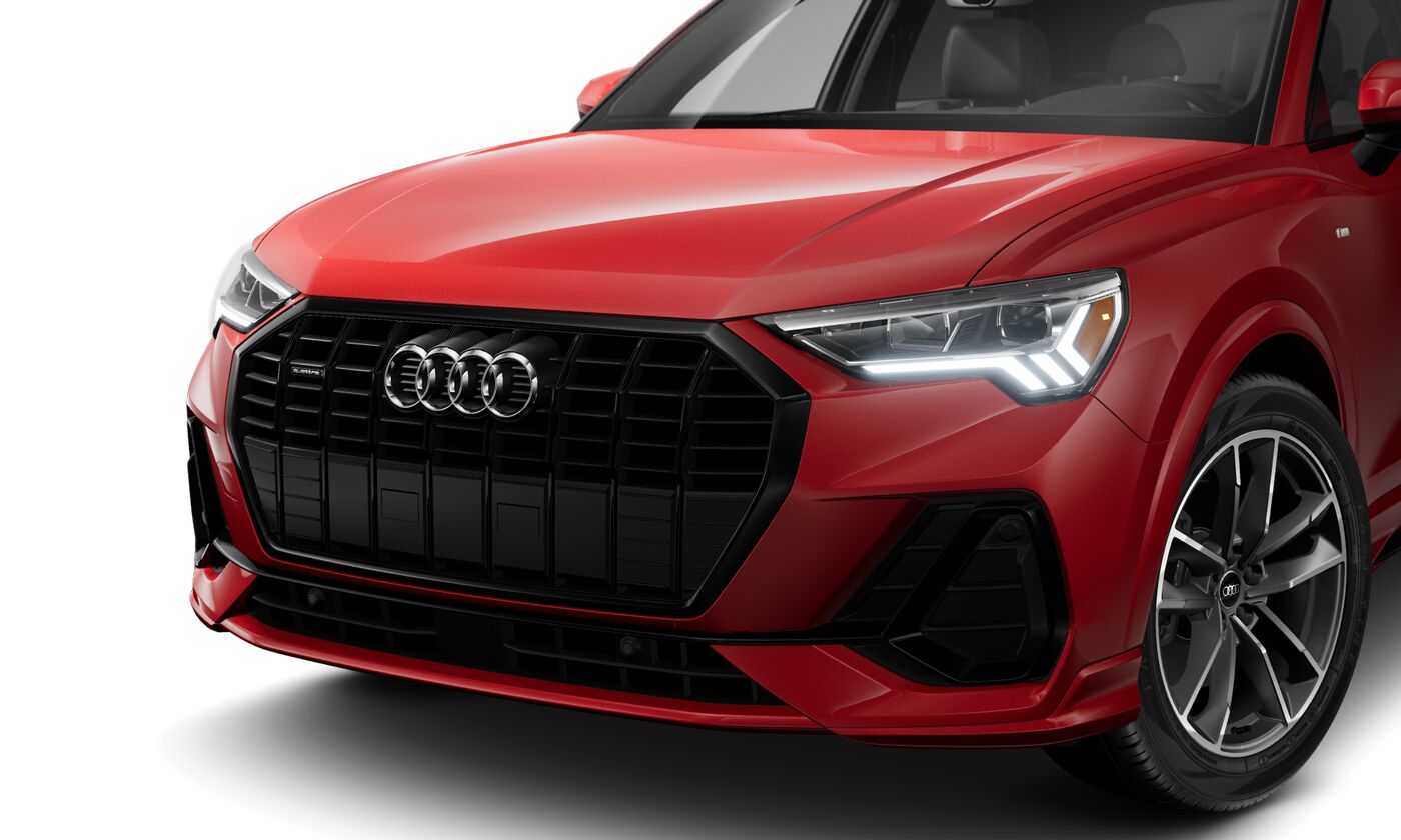 2025 Audi Q3 S line Premium photo 2