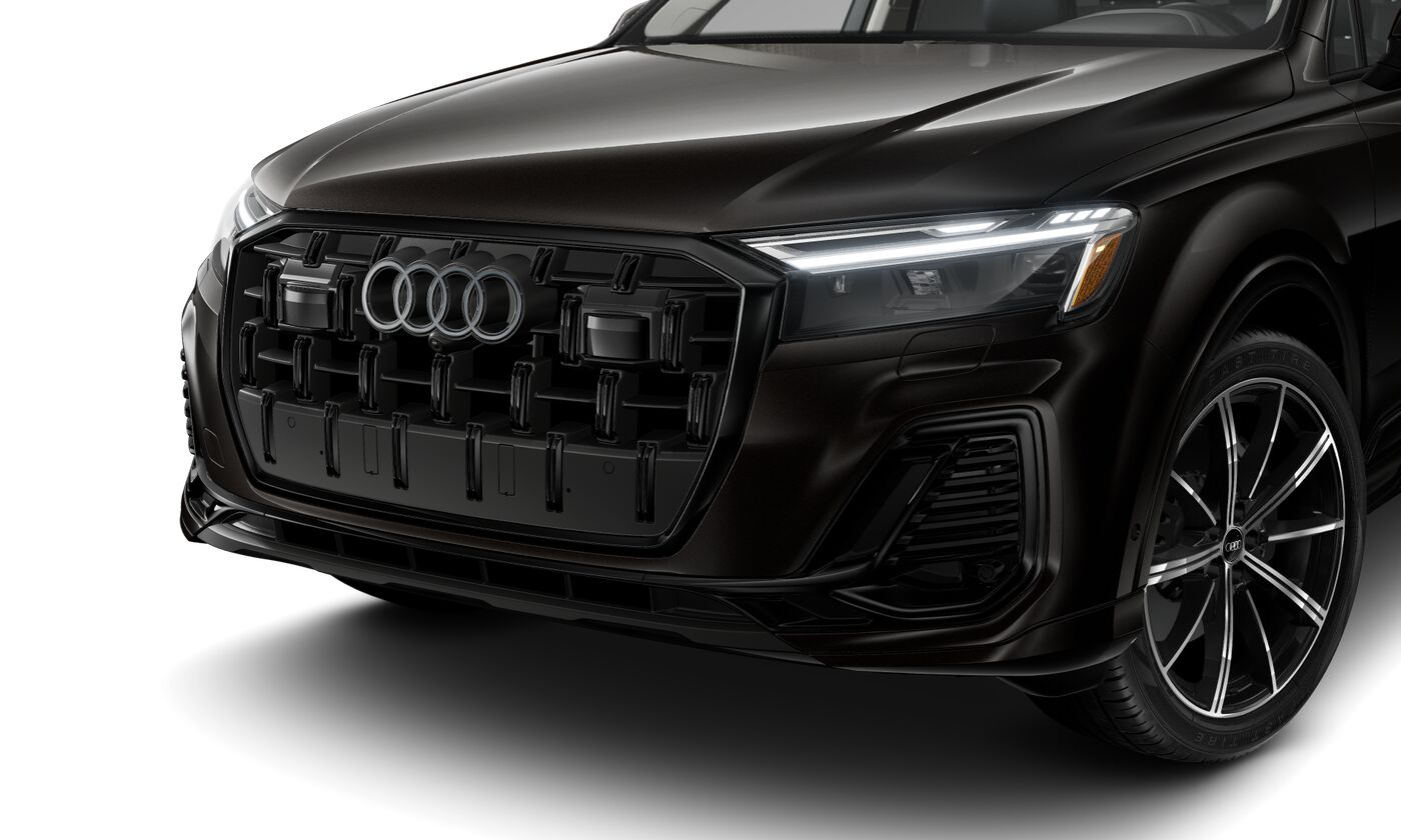 2025 Audi Q7 45 Premium Plus photo 2
