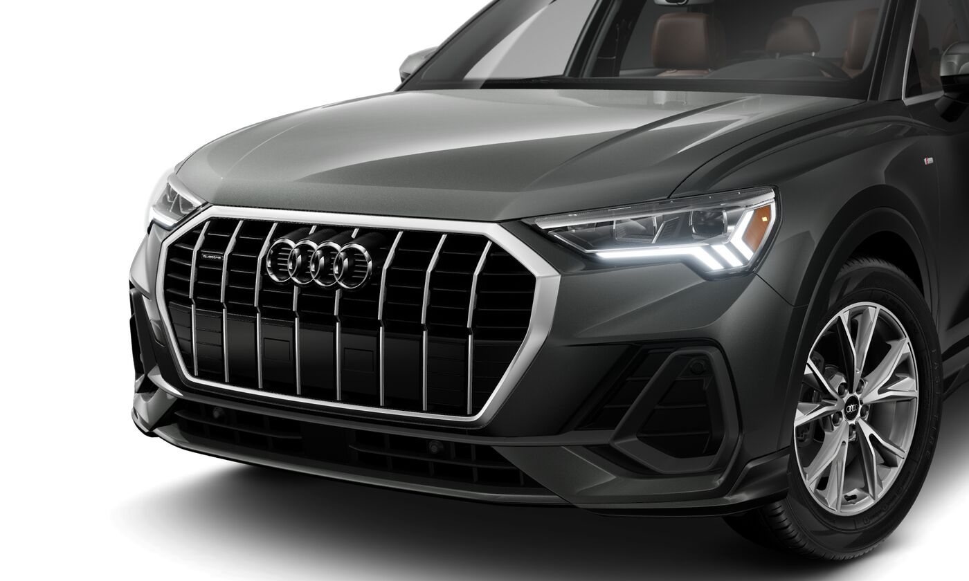 2025 Audi Q3 45 TFSI S line Premium photo 2