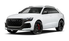 2025 Audi RS Q8 4.0T performance SUV